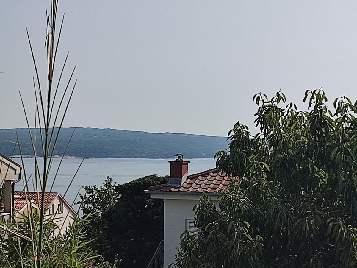 Apartment Teresa With Big Terrace Dramalj Цриквеница Экстерьер фото