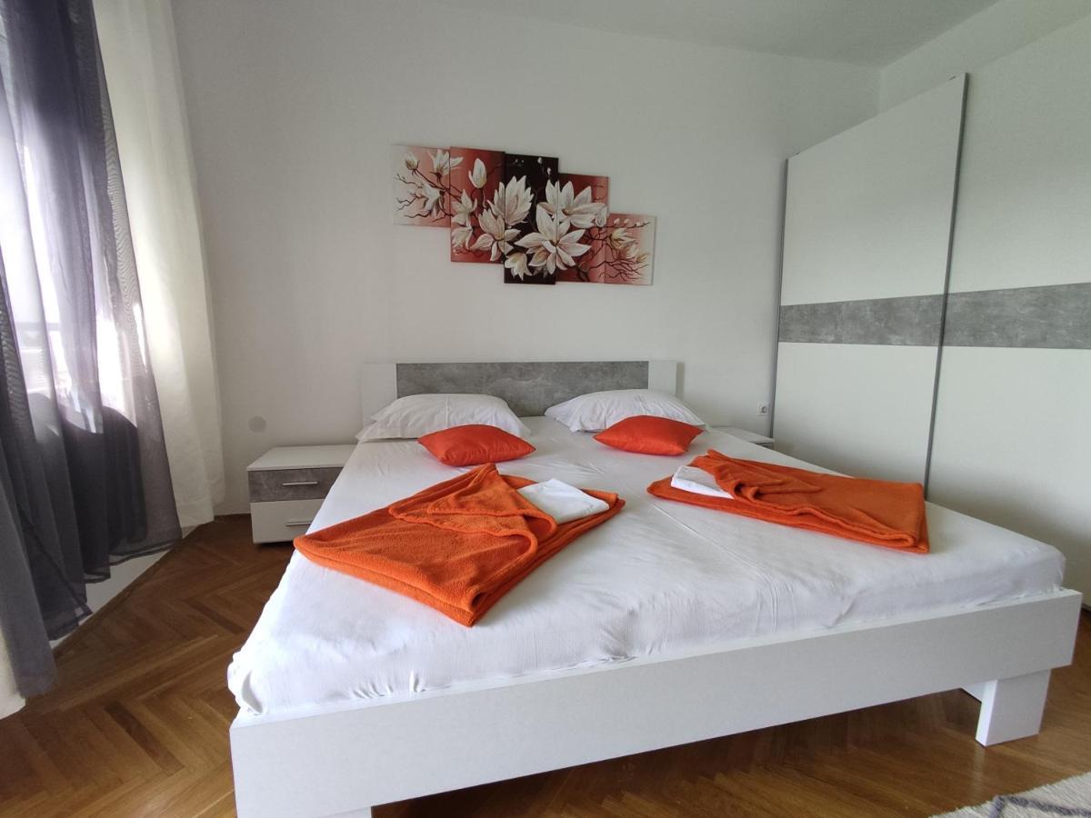 Apartment Teresa With Big Terrace Dramalj Цриквеница Экстерьер фото