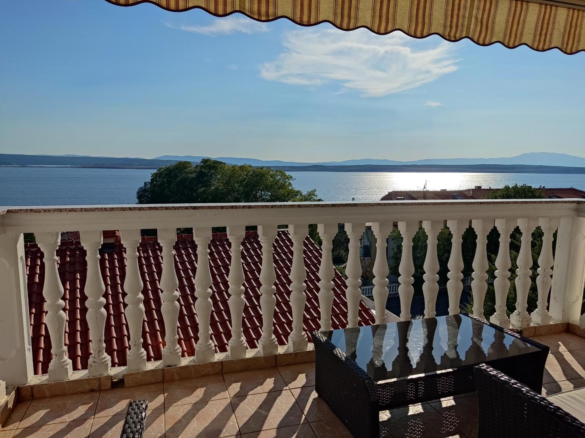 Apartment Teresa With Big Terrace Dramalj Цриквеница Экстерьер фото