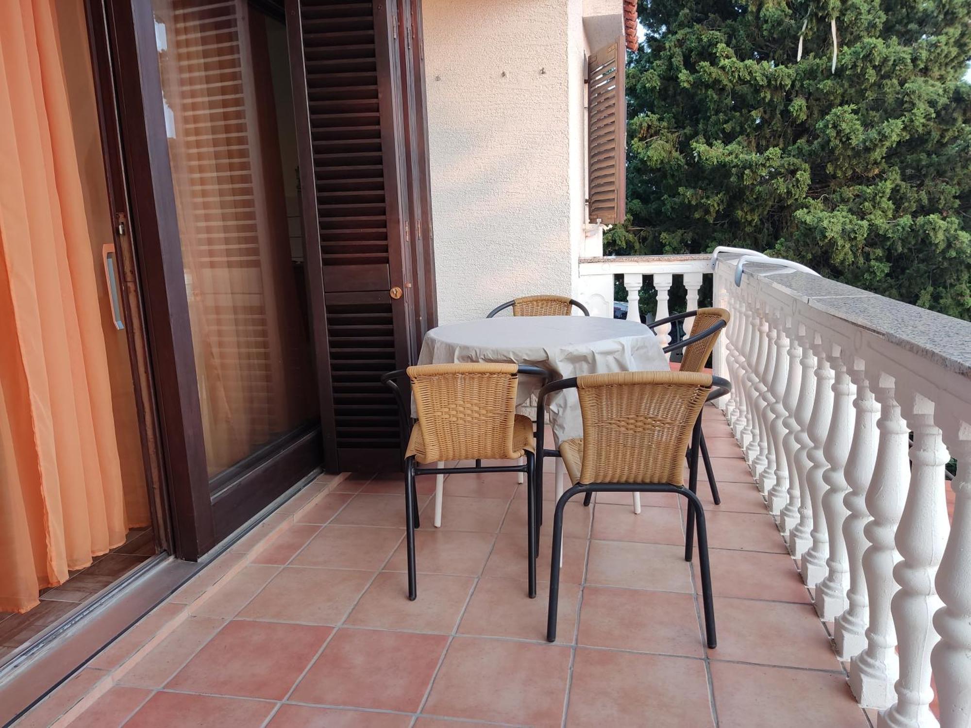 Apartment Teresa With Big Terrace Dramalj Цриквеница Экстерьер фото