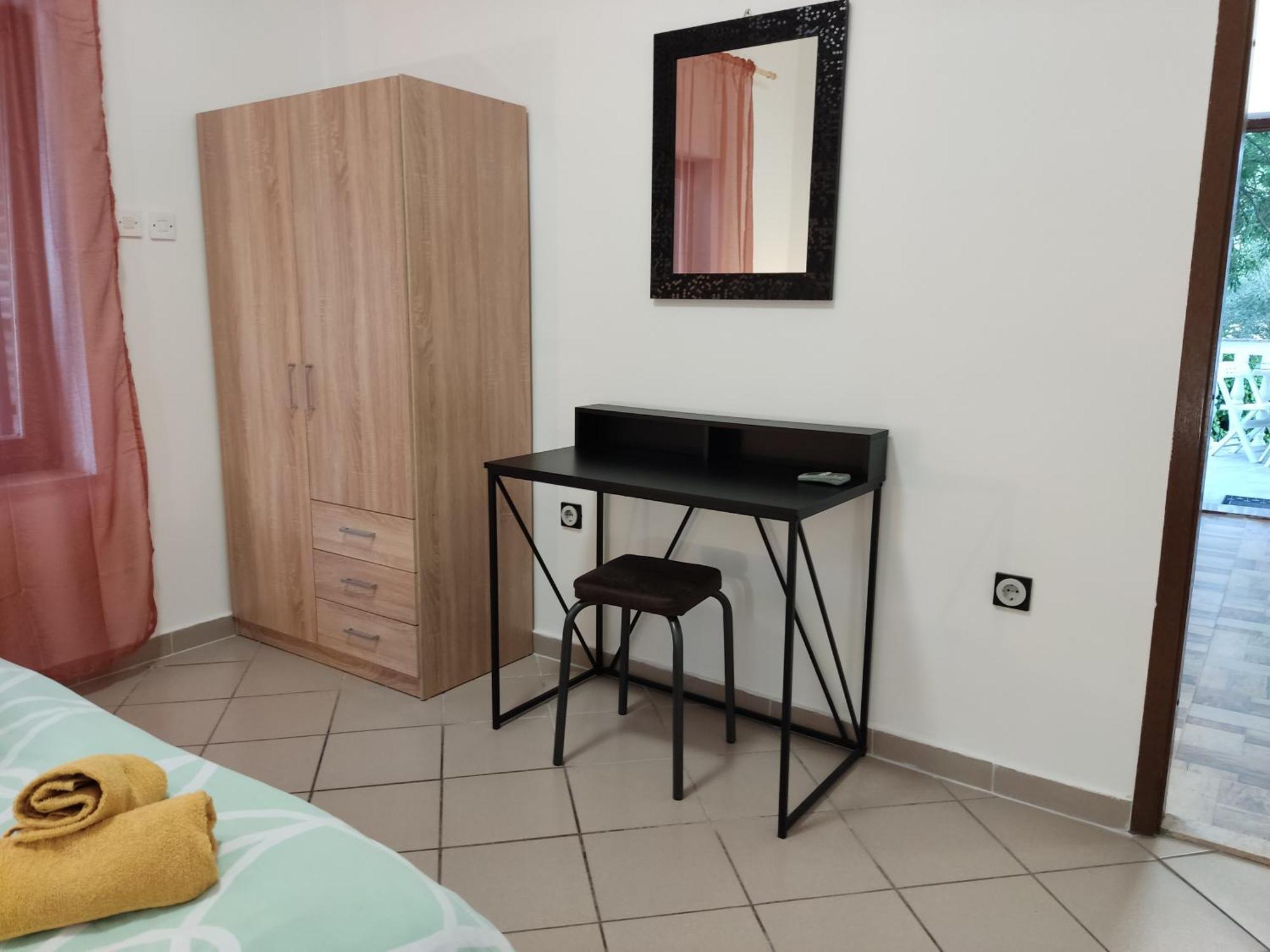 Apartment Teresa With Big Terrace Dramalj Цриквеница Экстерьер фото